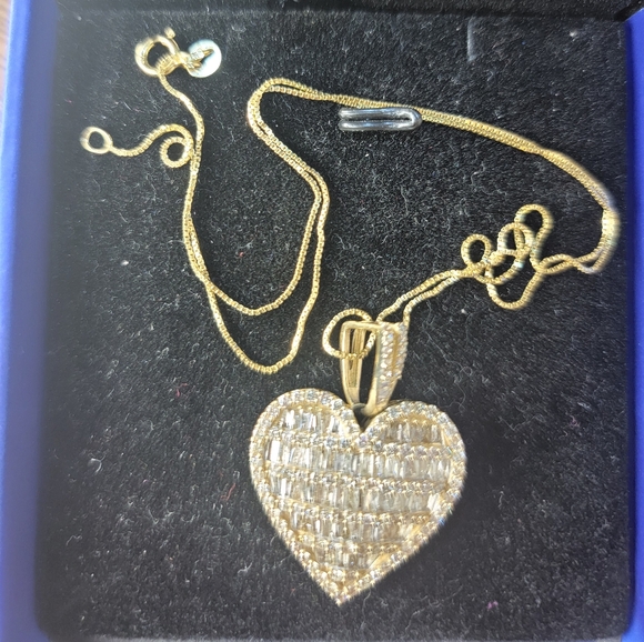 Gold Heart Baguette Pendant with Necklace - 10K Gold - Picture 2 of 6